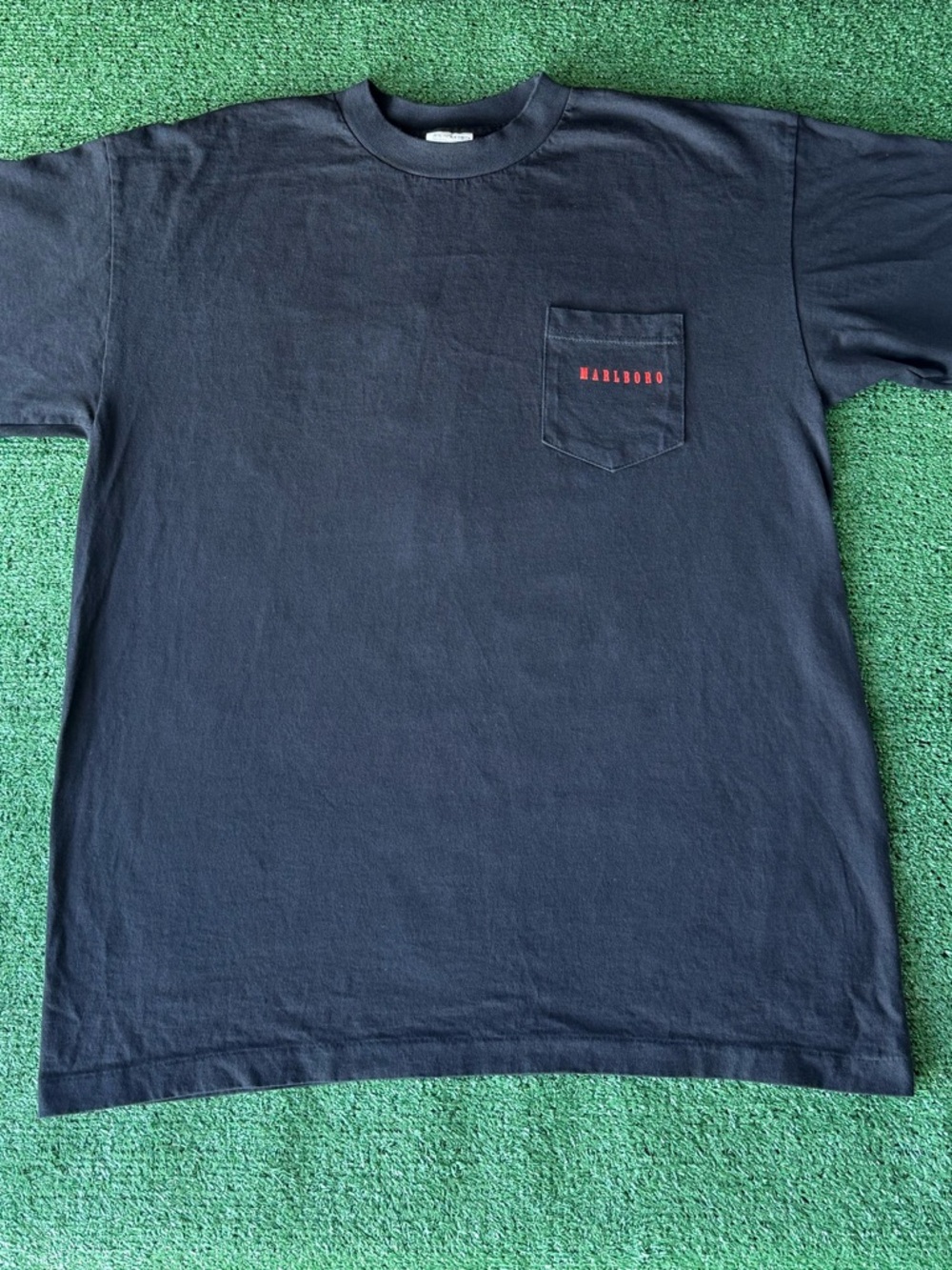 Vintage Marlboro black pocket tee Size XL, single stitch made in USA